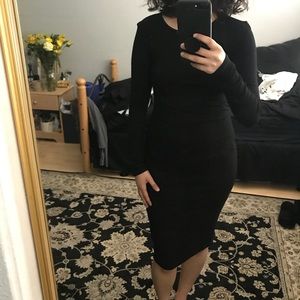 Black bodycon dress